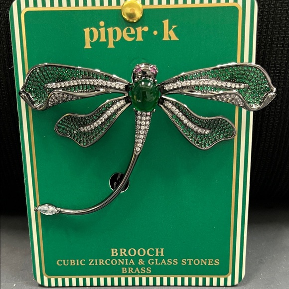 Piper Jewelry - New Piper Green and Gun Metal Silver Dragonfly Brooch